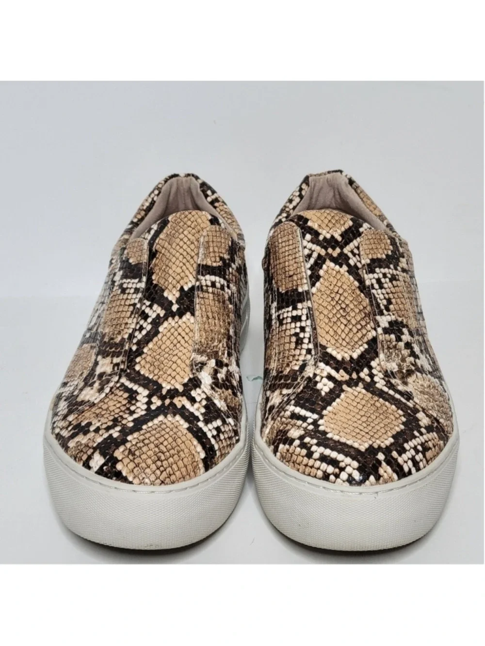 J/Slides Snake Embossed Platform Sneakers Size 8.5
